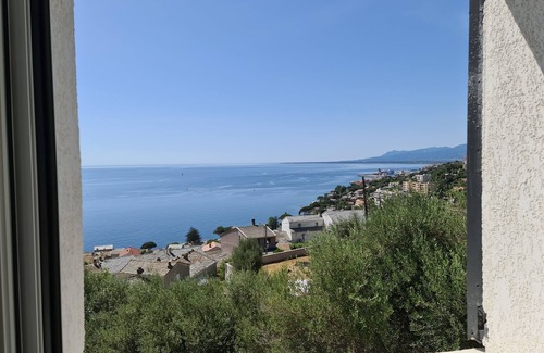 Pietranera Villa | Villa with Jacuzzi & Ocean View - Guest Rated 10/10