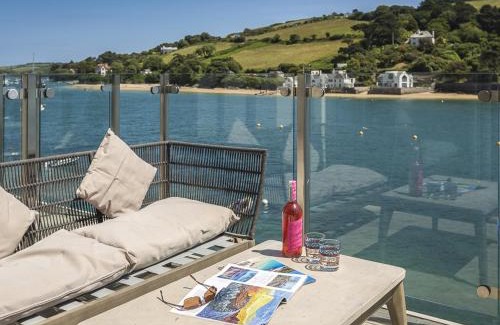 Salcombe House | Elegant Villa 8 at Estura with Private Pool and Family Amenities