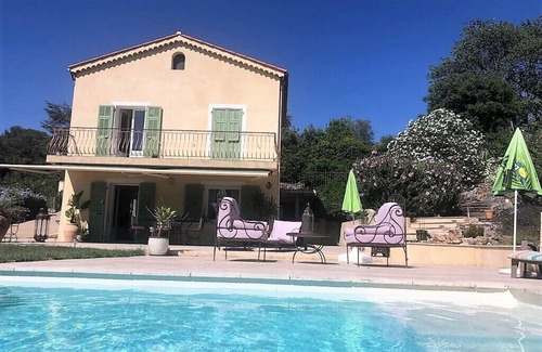 Les Maillans Villa | Relaxing Villa for 8 with Pool & Ocean Views, Near Beaches