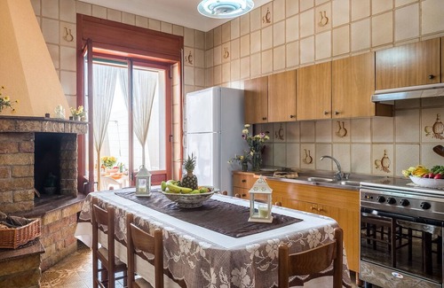 Marina di Mancaversa House | Cozy Villa Steps from the Beach with Oceanfront Views