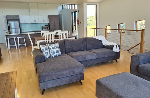 Normanville Villa | Villa 94 at South Shores Resort: Oceanfront Getaway Awaits