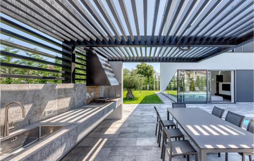 Valbandon House | Relax at Villa A - Family-Friendly with Pool Access