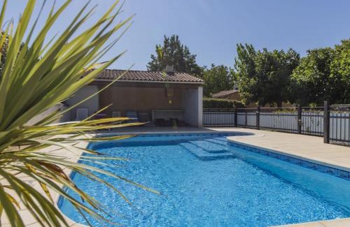 Monteux Villa | Villa A l'Ombre du Soleil by Interhome