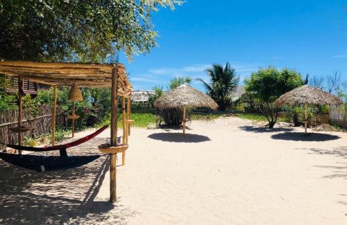 Morondava House | Villa A.TIA: Pet-Friendly Oceanfront Retreat with Stunning Views