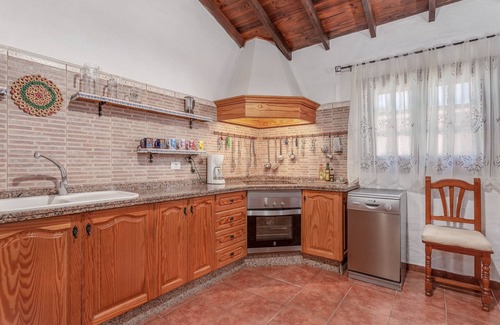 Puerto del Rosario Villa | Villa "Abraham" - Mountain View, Pool & Family-Friendly Fun