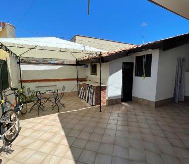 Agnone Bagni House | Pet-Friendly Villa Acacie Capì: Family-Approved Comfort