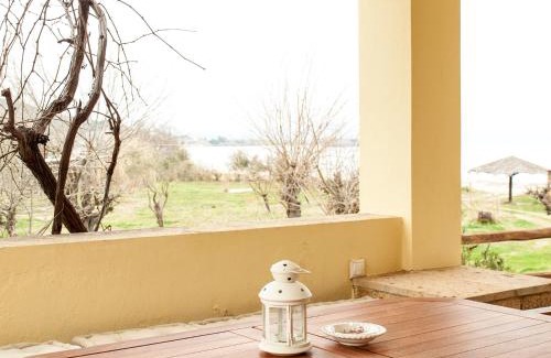 Ormos Panagias House | Discover Villa Achilles at Trani Ammouda Beach - 4 Star Stay