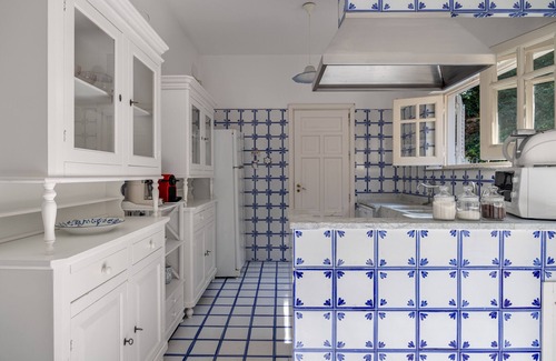 Santa Flavia Villa | Escape to Villa Acquamarina: Poolside Retreat by the Sea