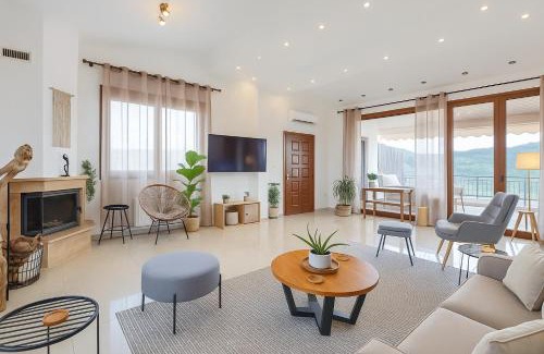 Serres Apartment | Discover Villa Acropolis Serres: Prime Location & Pet Friendly