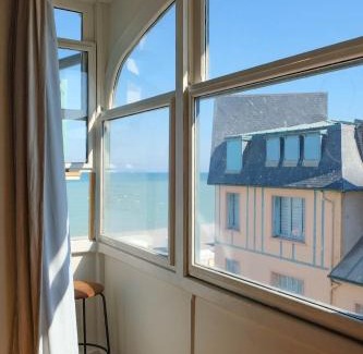 Mers-les-Bains Villa | Villa Adèle: Oceanfront Retreat with Sauna & Beach Access