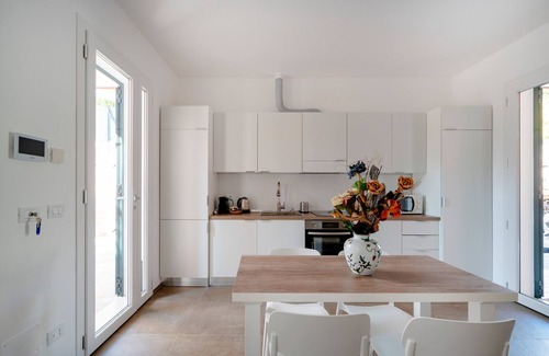 Selva di Fasano Apartment | Villa Ada - Apartment 'Monica' with Private Terrace, Wi-Fi and Air Conditioning