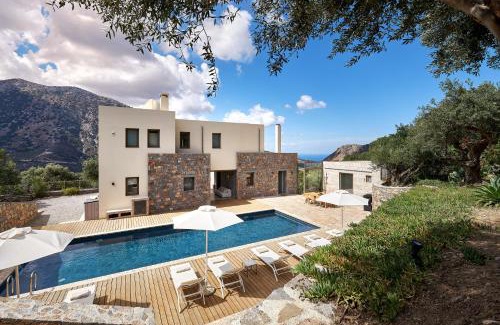 Vrachasi Villa | Eco-Friendly Villa Adagio with Private Heated Pool Awaits