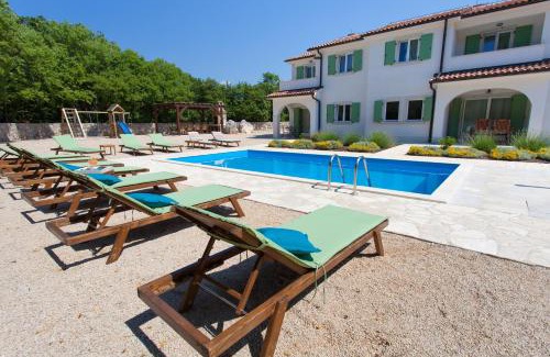 Kras House | Villa Adria: Oceanfront Retreat with Pool & Pet-Friendly Perks