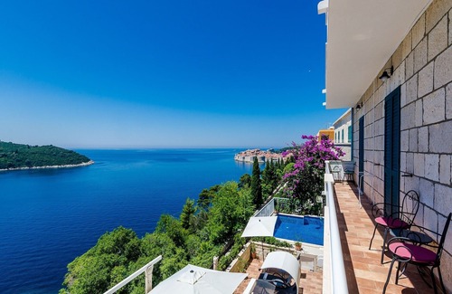 Municipality of Dubrovnik Villa | Villa Adrian: Spacious Villa with Pool & Breathtaking Views