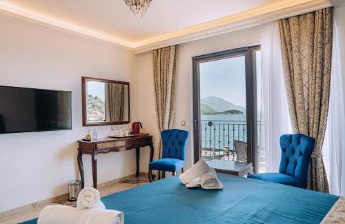 Varosh Apartment | Guest Rated 10/10: Villa Afrodita Lake View with Oceanfront