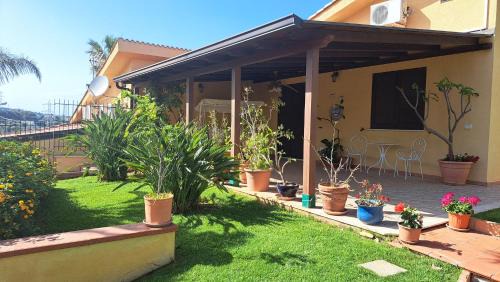 Trabia Villa | Villa Agae: 10/10 Rated with Oceanfront Pool & Beach Access