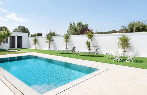 San Ambrosio House | Villa Agapanto: Family-Friendly Getaway with Pool Access