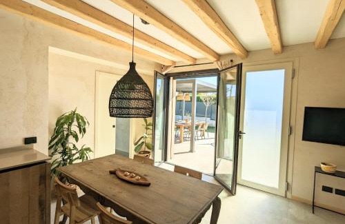 Mattarana Villa | Highly Rated Villa Agapanto: Pet-Friendly with Hot Tub