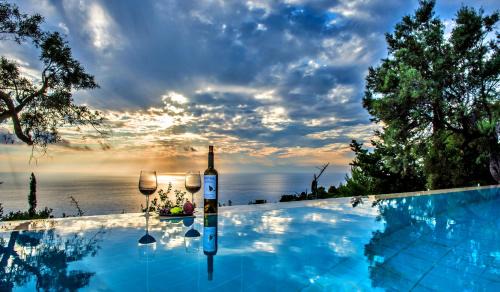 Evgiros Villa | Villa Agapi: Family-Friendly Getaway with Pool & 4 Stars
