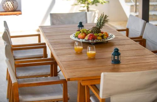 Stikovica Villa | Villa Agave: 5-Star Oceanfront Retreat with Pool & Views