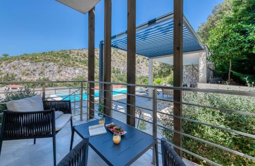 Stikovica Villa | Villa Agave: 5-Star Oceanfront Retreat with Pool & Views