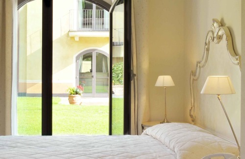 Sestri Levante Hotel | Villa Agnese: Explore Ocean Views and Relaxing Spa Retreats