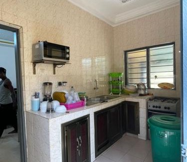 Lome Apartment | Discover Villa Agoè: Family-Friendly with Hot Tub Amenities