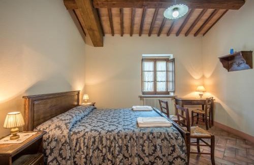 Castiglione d'Orcia Villa | Discover Villa Agriturismo Il Pratone: Guest Rated 9.5/10