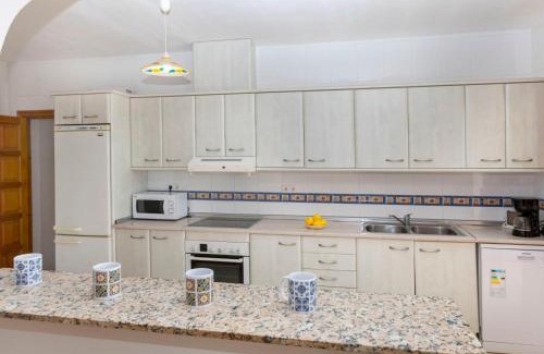Miami Platja Villa | Pet-Friendly Villa Aguamarina with Pool & Family Amenities