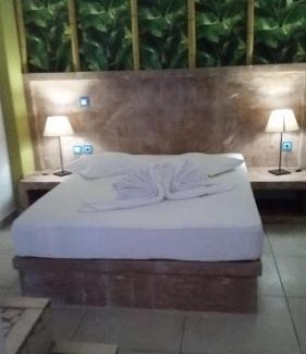 Anafi Apartment | Charming Villa Aigli: Pet-Friendly Getaway with 9.4 Rating