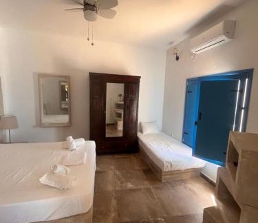 Anafi Apartment | Charming Villa Aigli: Pet-Friendly Getaway with 9.4 Rating