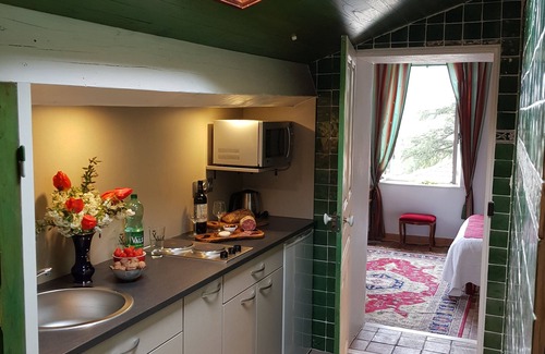 Vals-les-Bains House | Villa Aimee: Family-Friendly Retreat with Pool & Spa