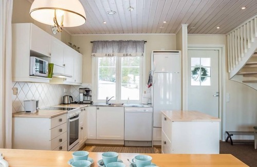 Multia House | Experience Villa Akuliina with Lake Views and Spa Amenities