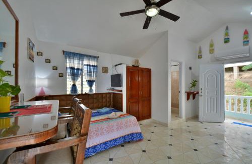 Centro Apartment | Villa Alégria: Exceptional Family Retreat with Breakfast