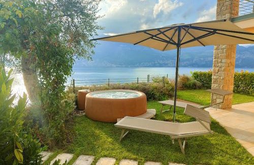 Brenzone sul Garda House | Villa al Feudo: Unmatched Oceanfront Retreat, Rated 9.9/10