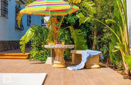 Balcon del Mar Villa | Discover Villa Alamito: Oceanfront Getaway for Families