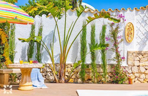 Balcon del Mar Villa | Discover Villa Alamito: Oceanfront Getaway for Families