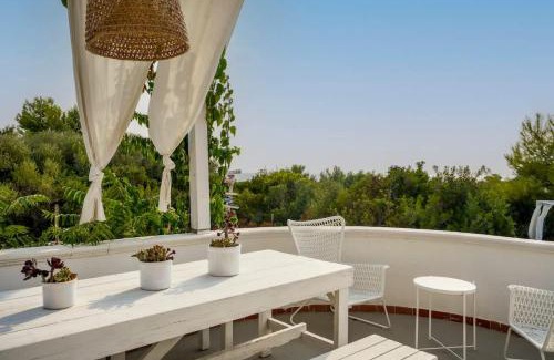Marina di Lizzano Villa | Villa Alba Beach House: 4-Star Oceanfront Retreat