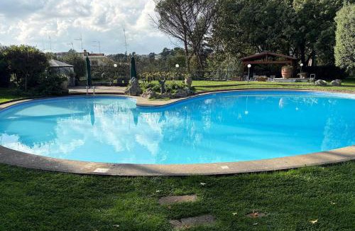 Zona LIII Tomba di Nerone Bed & Breakfast | Villa Albina: Oceanfront Retreat with Pool & Top Reviews
