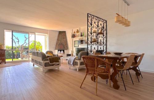 Rincon de la Victoria House | Villa Alboran: Oceanfront Retreat for 9 Guests
