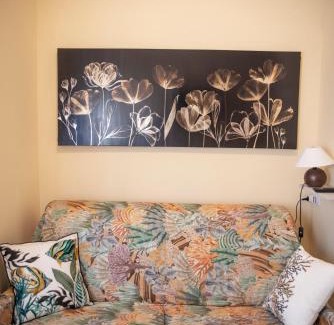 Rozzano Bed & Breakfast | Experience Villa Aldo e Lalla: Rated 9/10 with Hot Tub