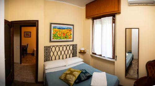 Rozzano Bed & Breakfast | Experience Villa Aldo e Lalla: Rated 9/10 with Hot Tub