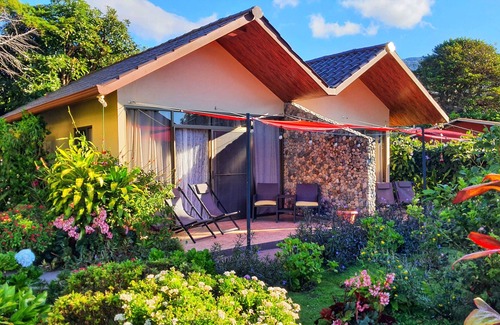 Boquete Cabin | Villa Alejandro-Luxurious Cabin with stunning view