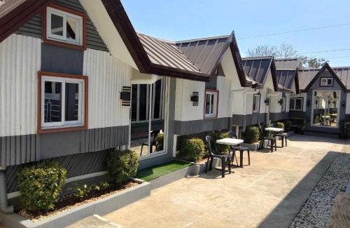 Vigan Bed & Breakfast | Discover Villa Alessa: Oceanfront Retreat with Pet Friendly Amenities
