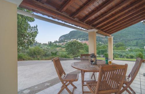 Doukades Villa | Discover Villa Alexakis Doukades: Family-Friendly Getaway