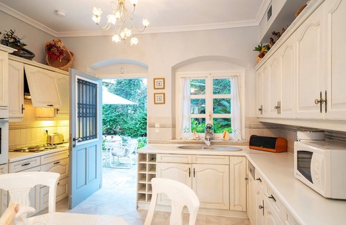 Matsoukata Villa | Beachfront Villa Alexander: Family-Friendly with Ocean Views