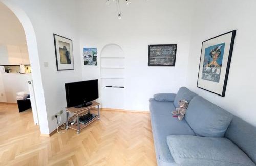 Semmering Apartment | Villa AlexanderCharmante Wohnung mit Bergblick, Villa Alexander