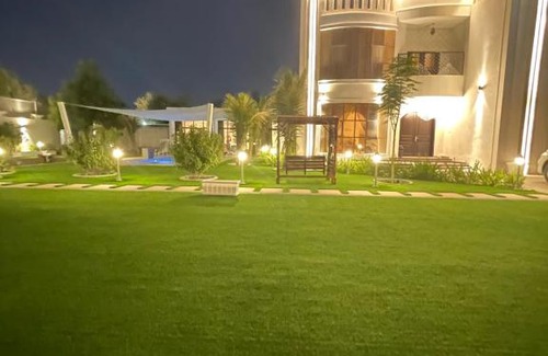 Dibba Villa | Oceanfront Alhawameir Resort with Pool & Breakfast Included
