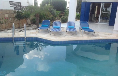 Chlorakas House | Villa Alice: Oceanfront Oasis with Pool & Perfect Reviews