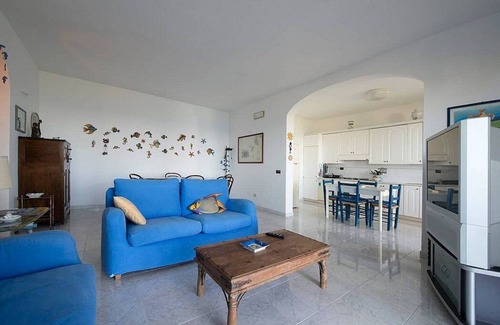 Forio Villa | Villa Alisea: Hilltop Retreat with Pool & Guest Rated 9.8